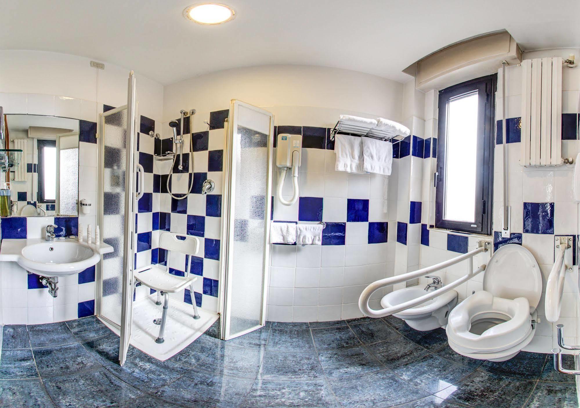 רימיני Hotel Genty מראה חיצוני תמונה