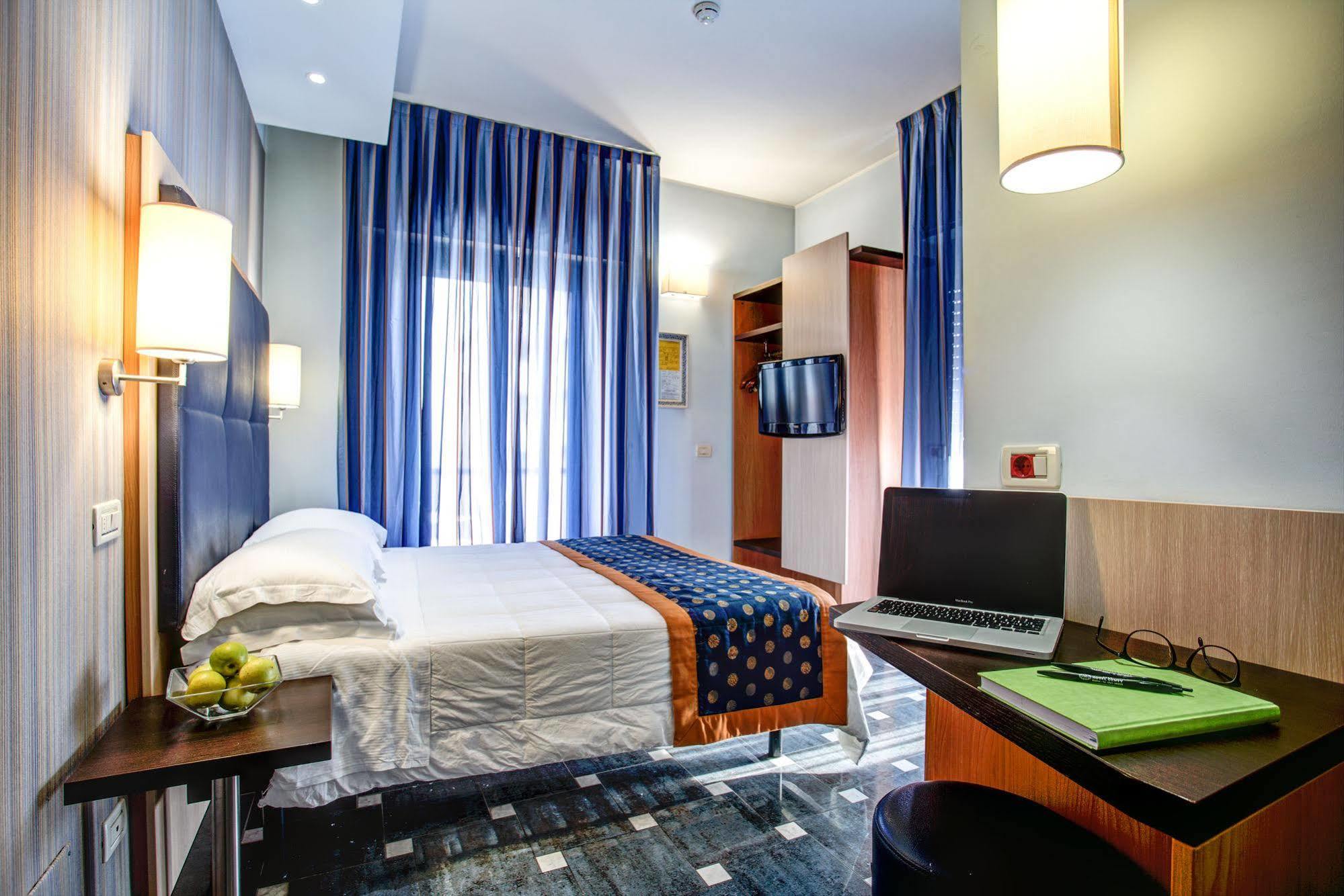 רימיני Hotel Genty מראה חיצוני תמונה